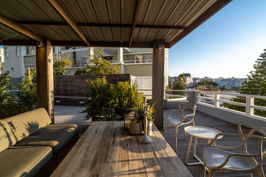 To Let 2 Bedroom Property for Rent in Sea Point Western Cape